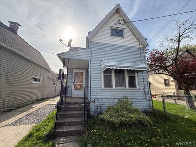 /international/us/194-halstead-avenue-buffalo-ny-110108467378/