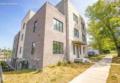 /international/us/1911-forest-ave-knoxville-tn-110110255303/