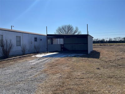 /international/us/8514-county-road-623-blue-ridge-tx-110108963359/