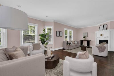 /international/us/260-brown-street-providence-ri-110108686092/