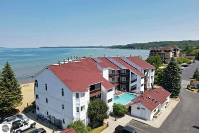 /international/us/1995-us31-traverse-city-mi-110106227043/