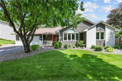 /international/us/12520-88th-avenue-n-maple-grove-mn-110108576546/