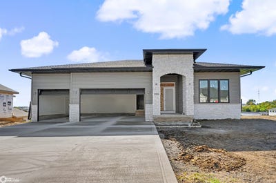 /international/us/806-woodside-drive-marshalltown-ia-110120515613/