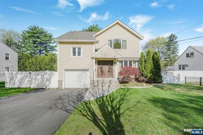 /international/us/405-burnet-place-paramus-nj-110107601519/