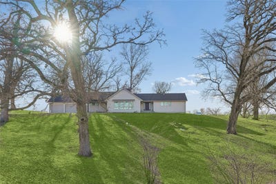 /international/us/5981-t12-highway-n-newton-ia-110105398264/