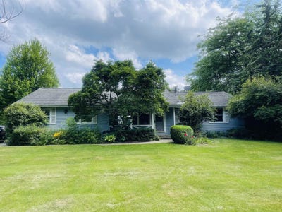 /international/us/14619-pleasant-valley-woodstock-il-110100469812/