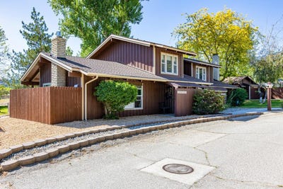 /international/us/89-meadow-lakes-tehachapi-ca-110108586733/
