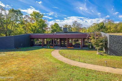 /international/us/6510-gateway-drive-joplin-mo-110120713893/