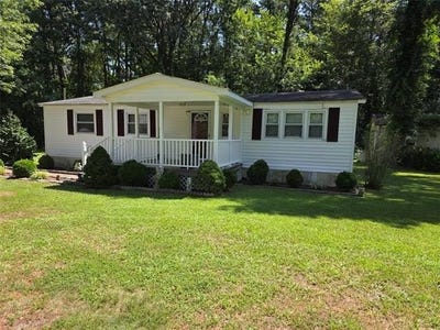 /international/us/2205-heywood-lane-hayes-va-110101112396/