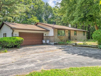 /international/us/3621-baxter-rockford-il-110100320172/
