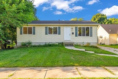 /international/us/208-6th-street-fenton-mi-110101307293/