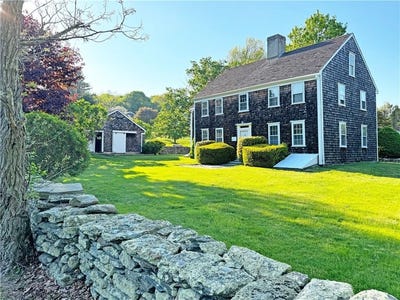 /international/us/6-baldwin-road-middletown-ri-110108147453/