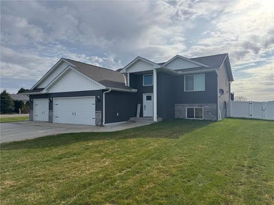 /international/us/17632-grace-lane-little-falls-mn-110108205824/