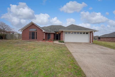 /international/us/846-edgewood-circle-lindale-tx-110100202657/