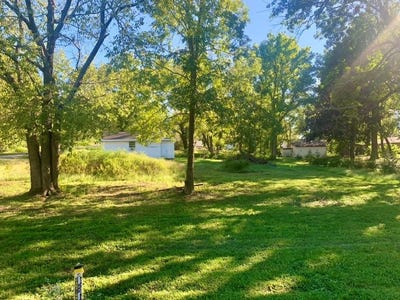 /international/us/751-sycamore-street-pleasanton-ks-110120516802/