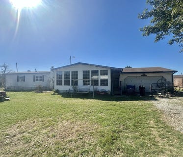 /international/us/7664-highway-e-granby-mo-110120416852/