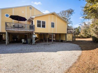 /international/us/7028-archers-creek-drive-emerald-isle-nc-110106059565/