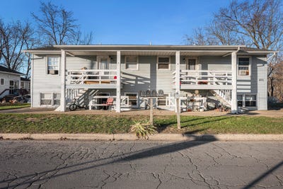 /international/us/500-river-street-three-rivers-mi-110103651559/