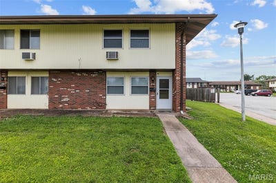 /international/us/7473-hazelcrest-drive-hazelwood-mo-110109035007/