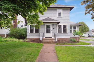 /international/us/926-n-19th-avenue-e-duluth-mn-110100500115/