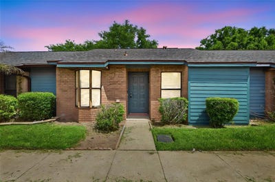 /international/us/2422-king-oak-court-st-cloud-fl-110107609045/