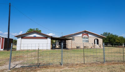 /international/us/10256-fm-1852-breckenridge-tx-110119382101/
