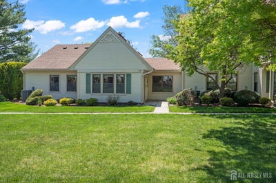 /international/us/119-griggs-place-east-brunswick-nj-110107829347/