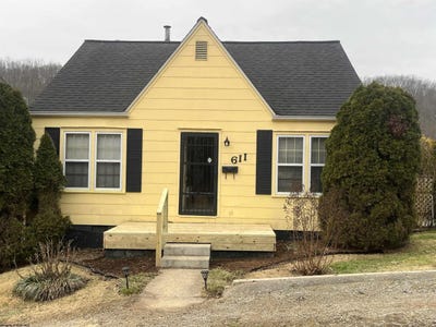 /international/us/611-broad-street-weston-wv-110105955140/