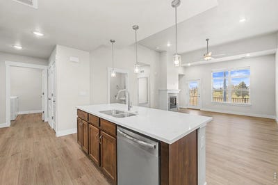 /international/us/265-high-point-dr-longmont-co-110108059923/
