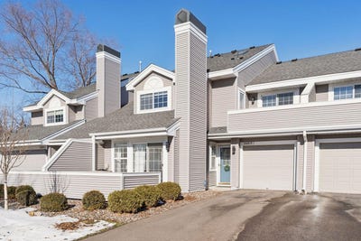 /international/us/2425-upland-lane-n-plymouth-mn-110105999890/
