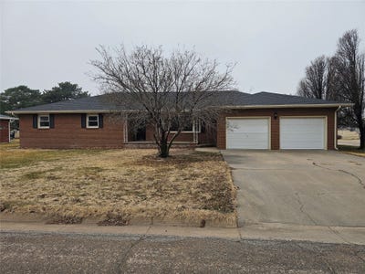 /international/us/603-s-nebraska-avenue-bucklin-ks-110107611352/