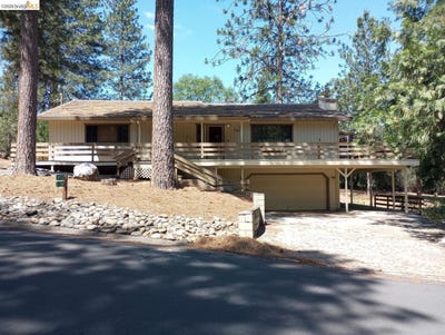 /international/us/19733-butler-way-groveland-ca-110108412336/