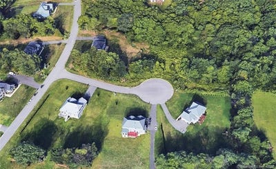 /international/us/29-finno-court-prospect-ct-110107786915/