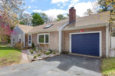 /international/us/1197-orleans-road-harwich-ma-110107800365/