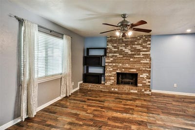 /international/us/1827-e-lindsey-street-norman-ok-110108794522/