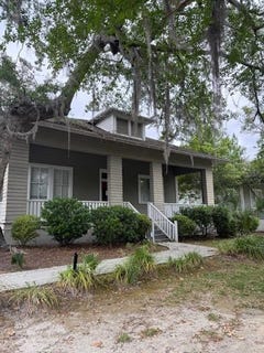 /international/us/1002-slater-st-valdosta-ga-110107609795/