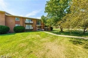 /international/us/21881-river-oaks-drive-rocky-river-oh-110109807768/