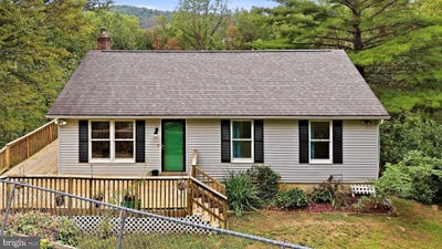/international/us/684-grimes-golden-road-linden-va-110120157591/