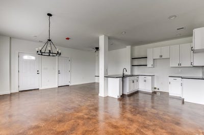 /international/us/1020-burnett-boulevard-alvarado-tx-110109377068/