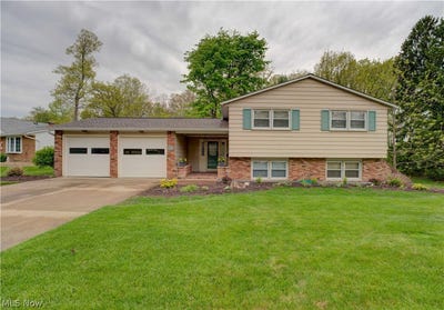 /international/us/724-strowbridge-drive-huron-oh-110107909487/