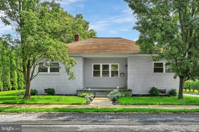/international/us/66-n-saylor-street-annville-pa-110109807318/