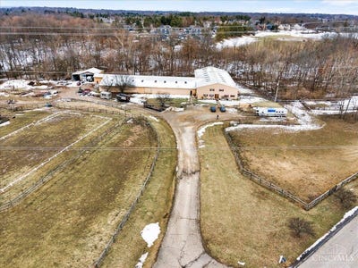 /international/us/2675-carriagegate-lane-deerfield-twp-oh-110103315613/
