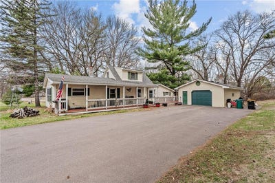 /international/us/815-333rd-avenue-ne-cambridge-twp-mn-110107405964/