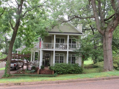 /international/us/703-irene-cir-covington-tn-110108336422/