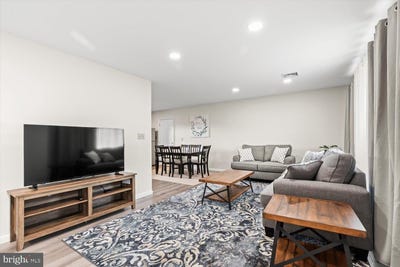 /international/us/69-delmont-avenue-harrisburg-pa-110096240099/