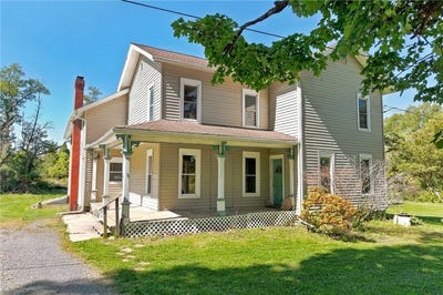 /international/us/9180-lodi-covert-townline-road-interlaken-ny-110120146436/