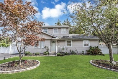 /international/us/2911-eagle-avenue-medford-ny-110110107129/