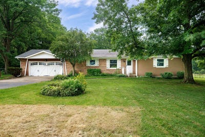 /international/us/3390-spence-road-new-carlisle-oh-110101163805/