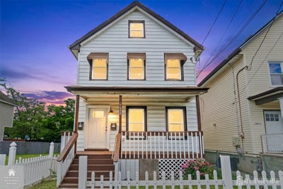 /international/us/1648-essex-street-middlesex-nj-110108507184/