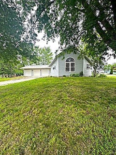 /international/us/426-n-1st-street-ogden-ia-110100626593/